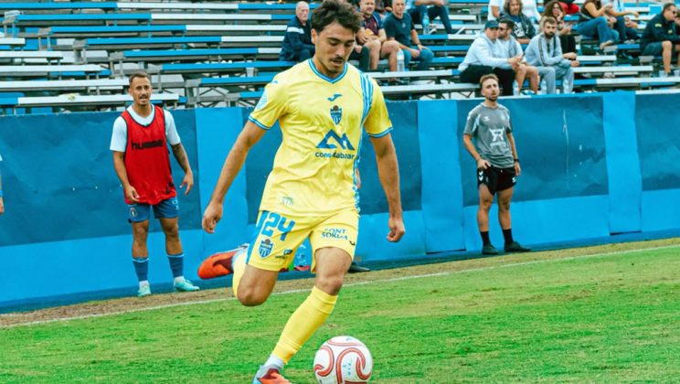 El Atlético Baleares reacciona y rescata un punto ante el Lorca Deportiva (2-2)