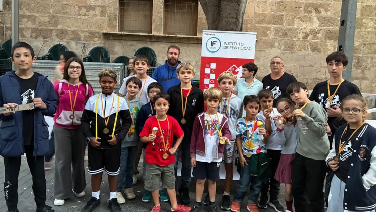 (Crónica del I Open de Ajedrez en la Calle del Mercadet Friqui de Blanquerna)