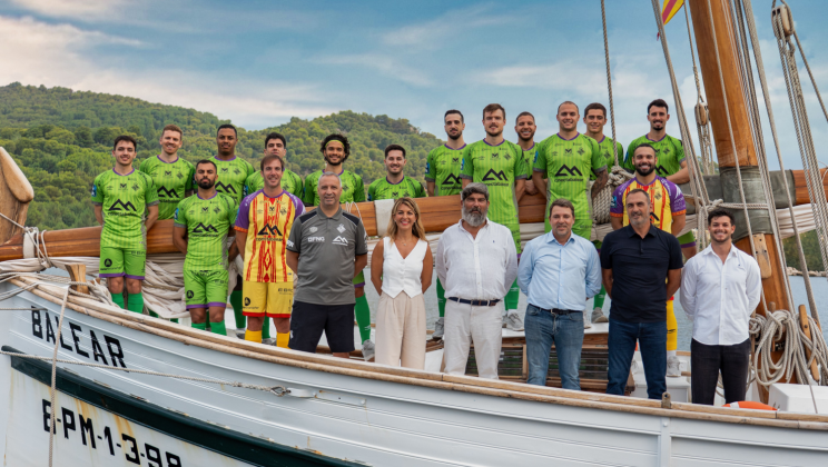El Consell de Mallorca recibe en La Balear al Illes Balears Palma Futsal para captar la fotografía oficial 2026-27