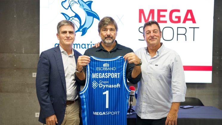Megasport recibe a Azulmarino con los brazos abiertos antes de volar a Girona