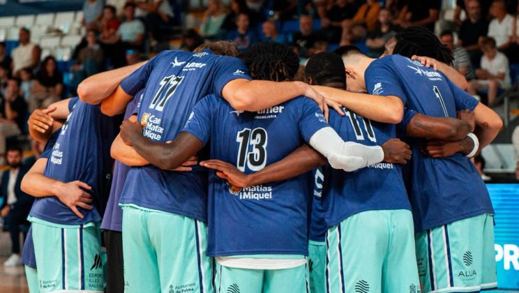 El Palmer Basket ejecuta una brillante actuación como bloque y derrota al CB Zamora
