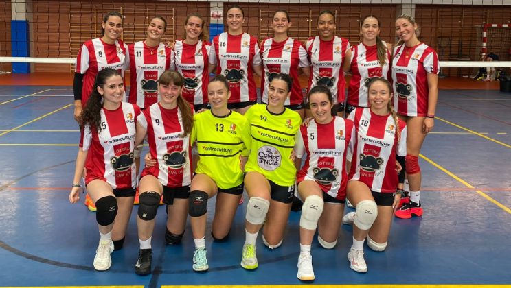 Lucía Olmedo: «Tenemos que competir cada balón para sacar un resultado positivo ante el Algaida»