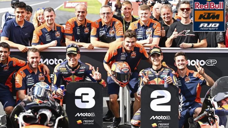Doble primera fila para el equipo Red Bull KTM Ajo Moto3 en Japón.