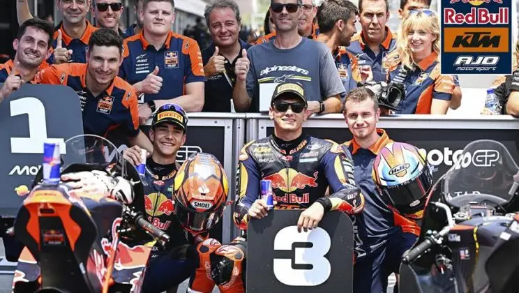 Pole Position para Uriarte con Carpe tercero en Mandalika